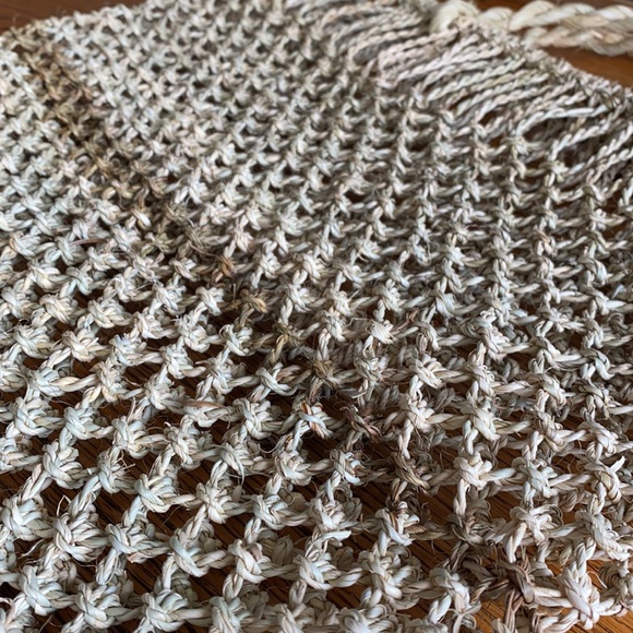 Handmade Wickered Beach Bag - Picture 3 of 3